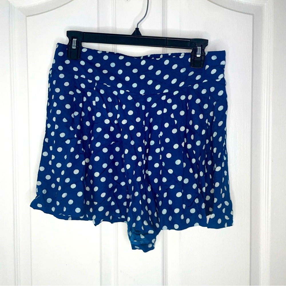 Flowy High Waisted Shorts Navy Blue w/ White Polka Dots- size L